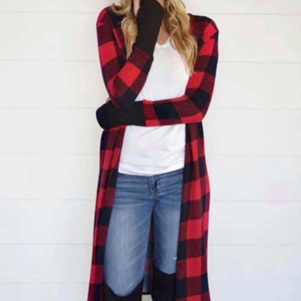 Buffalo Plaid Long Cardigan in Sm/Med (fits 0-8)